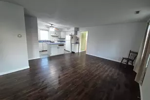 1100 Moore St, Eldorado, IL 62930 - Photo 3