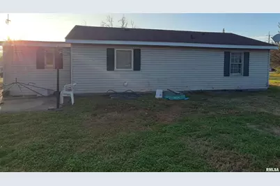 1100 Moore Street, Eldorado, IL 62930 - Photo 15