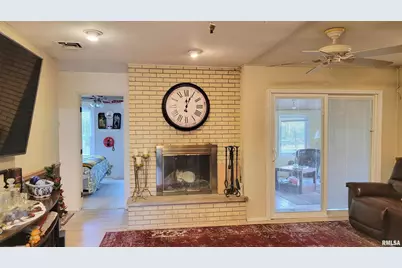 202 Westernaire Drive, Marion, IL 62959 - Photo 19