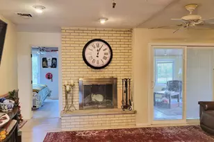 202 Westernaire Dr, Marion, IL 62959 - Photo 19