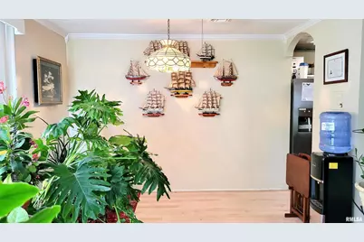 202 Westernaire Drive, Marion, IL 62959 - Photo 9