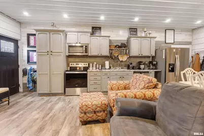 221 E Gore Street, Orangeville, IL 62939 - Photo 5