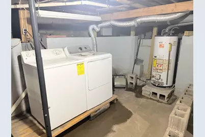 820 S 10th St Street, Herrin, IL 62948 - Photo 9