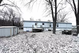 112 N Old Marion Rd, Orangeville, IL 62939 - Photo 5