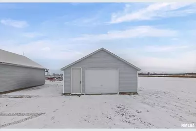 7302 Hoffman Road, Centralia, IL 62801 - Photo 5