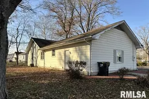 7345 US Hwy 45 S, Carrier Mills, IL 62917 - Photo 11