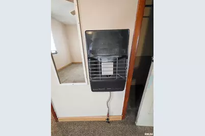 103 Watkins Street, Cisne, IL 62823 - Photo 75