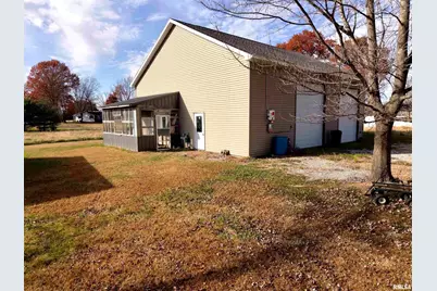 103 Watkins Street, Cisne, IL 62823 - Photo 3