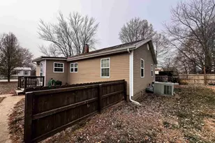 829 E Jefferson St, Morris, IL - Photo 7