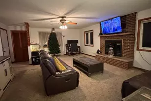 8576 Old Rte 13, Marion, IL 62959 - Photo 5