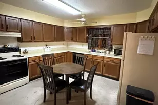 8576 Old Rte 13, Marion, IL 62959 - Photo 15