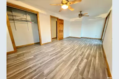 274 Oaktree Ave Avenue, Salem, IL 62881 - Photo 23