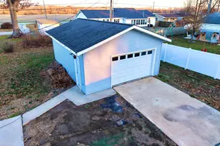 274 Oaktree Ave Ave, Salem, IL 62881 - Photo 33