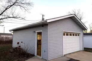 274 Oaktree Ave Ave, Salem, IL 62881 - Photo 5