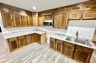 274 Oaktree Ave Ave, Salem, IL 62881 - Photo 11