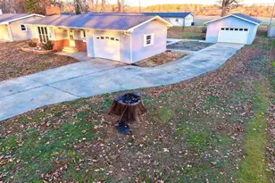 274 Oaktree Ave Ave, Salem, IL 62881 - Photo 45