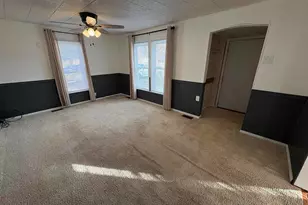 403 Wortby St, Odin, IL 62870 - Photo 5