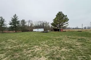 905 W Blair, Salem, IL 62881 - Photo 27