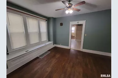 334 S Lincoln Boulevard, Centralia, IL 62801 - Photo 7