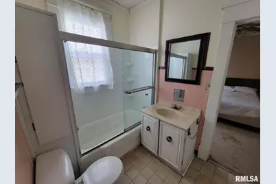 334 S Lincoln Boulevard, Centralia, IL 62801 - Photo 17