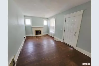 334 S Lincoln Boulevard, Centralia, IL 62801 - Photo 5