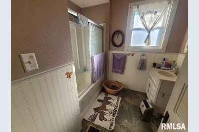 511 SE 4th Street, Fairfield, IL 62837 - Photo 21