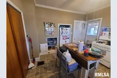 511 SE 4th Street, Fairfield, IL 62837 - Photo 15