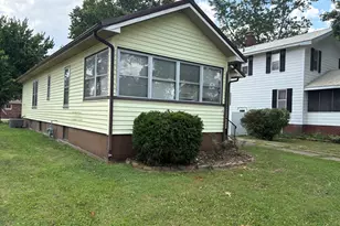 433 Linden, Centralia, IL 62801 - Photo 3