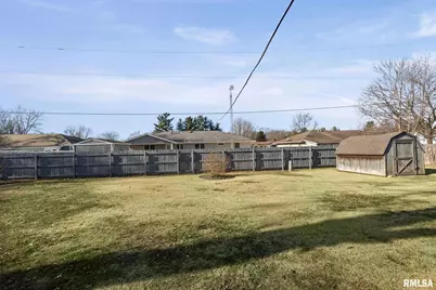 20 Bel Air Drive, Centralia, IL 62801 - Photo 5