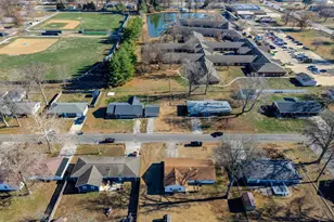 20 Bel-Air Dr, Centralia, IL 62801 - Photo 37