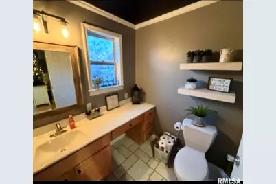 821 E 6th Street, Centralia, IL 62801 - Photo 13