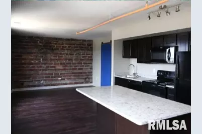 501 15th Street #504, Moline, IL 61265 - Photo 3