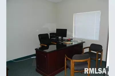 333 4th Avenue S, Clinton, IA 52732 - Photo 15
