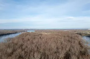 225 34th Ave, Rock Island, IL 61201 - Photo 13