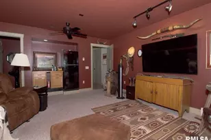 225 34th Ave, Rock Island, IL 61201 - Photo 25