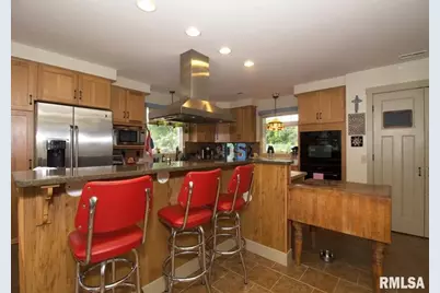 225 34th Avenue, Rock Island, IL 61201 - Photo 31