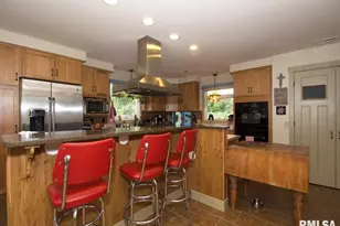 225 34th Ave, Rock Island, IL 61201 - Photo 31