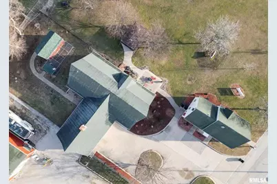 225 34th Avenue, Rock Island, IL 61201 - Photo 5