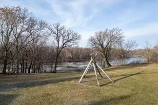 225 34th Ave, Rock Island, IL 61201 - Photo 3