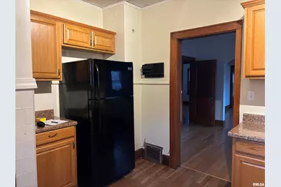 3316 Avenue Of The Cities Avenue, Moline, IL 61265 - Photo 9