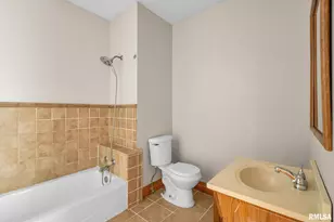 217 N 5th Ave, New Windsor, IL 61465 - Photo 9