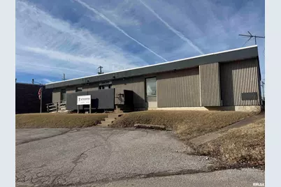 1020 Lincoln Road, Bettendorf, IA 52722 - Photo 1