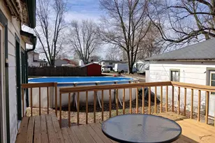 409 Maple St, Seaton, IL 61476 - Photo 3