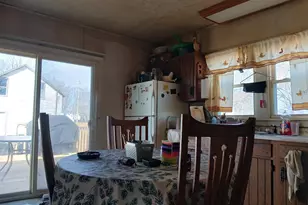 409 Maple St, Seaton, IL 61476 - Photo 5