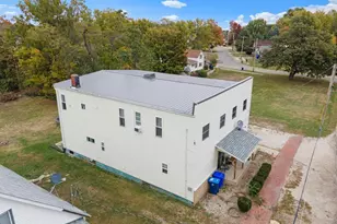 716 W 3rd St, Kewanee, IL 61443 - Photo 17