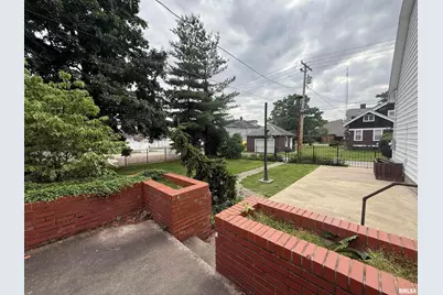 215 3rd Street, Carmi, IL 62821 - Photo 37