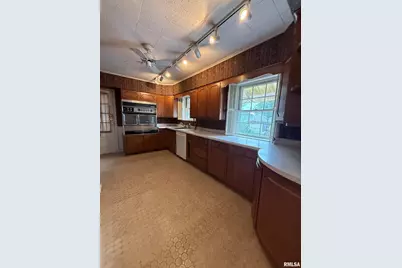 215 3rd Street, Carmi, IL 62821 - Photo 23