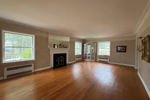 215 3rd St, Carmi, IL 62821 - Photo 17