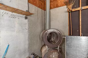 304 S 5th Ave, NewWindsor, IL 61465 - Photo 25