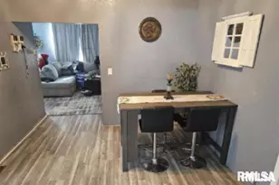 701 3rd St, Seaton, IL 61476 - Photo 3